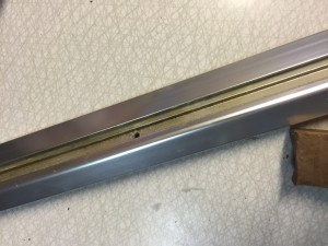 Aluminiumlister till fönster efter polering